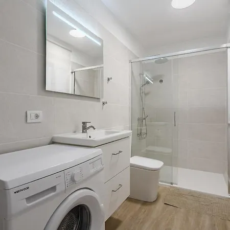 Apartment With Aircon *